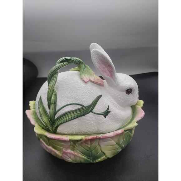 FITZ & FLOYD "Le Lapin" Large Oval Covered Vegetable bowl - Picture 2 of 10